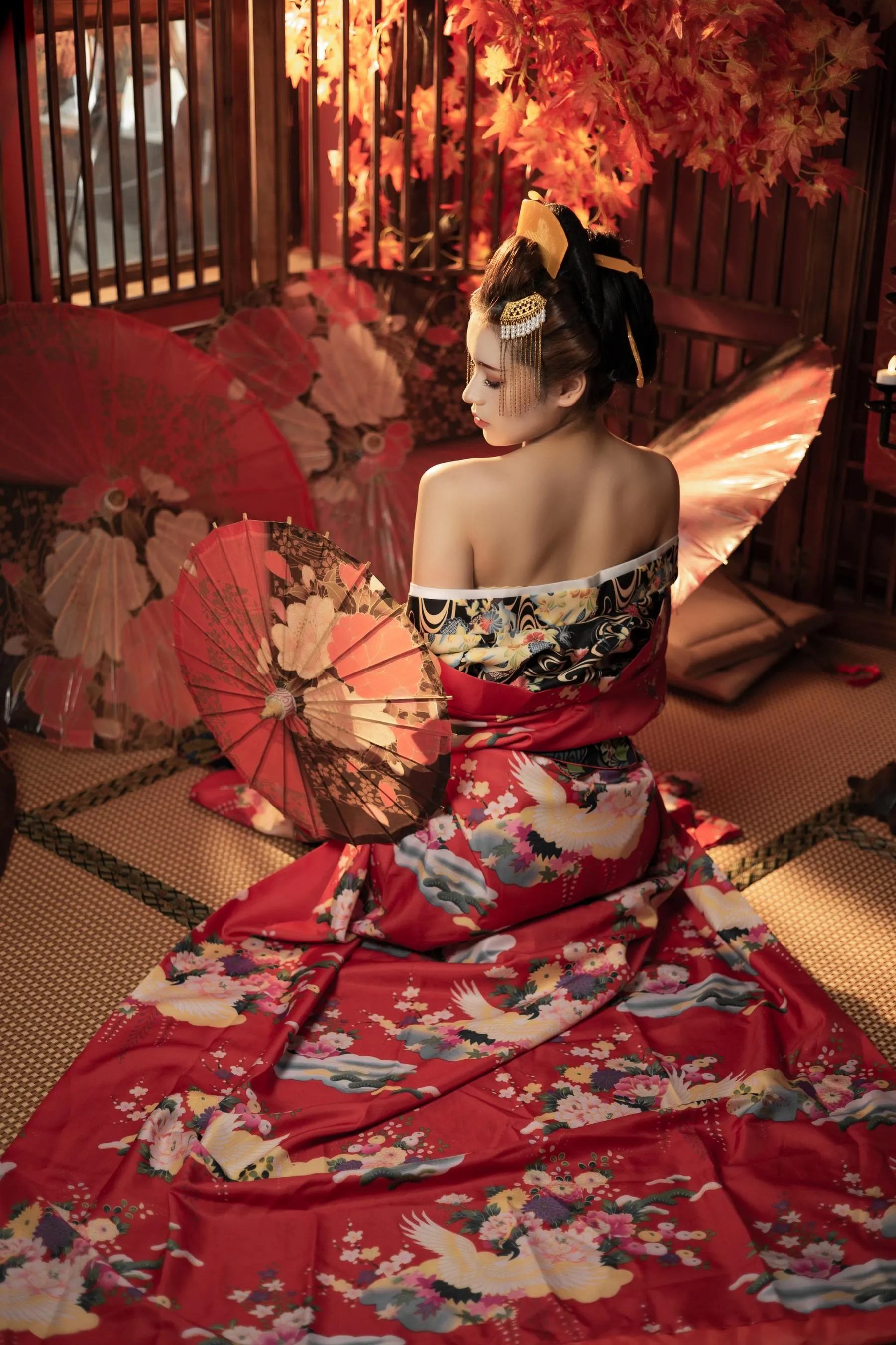 [艺图语] 2022.06.23 恶女花魁 奶酪 [23P]插图2